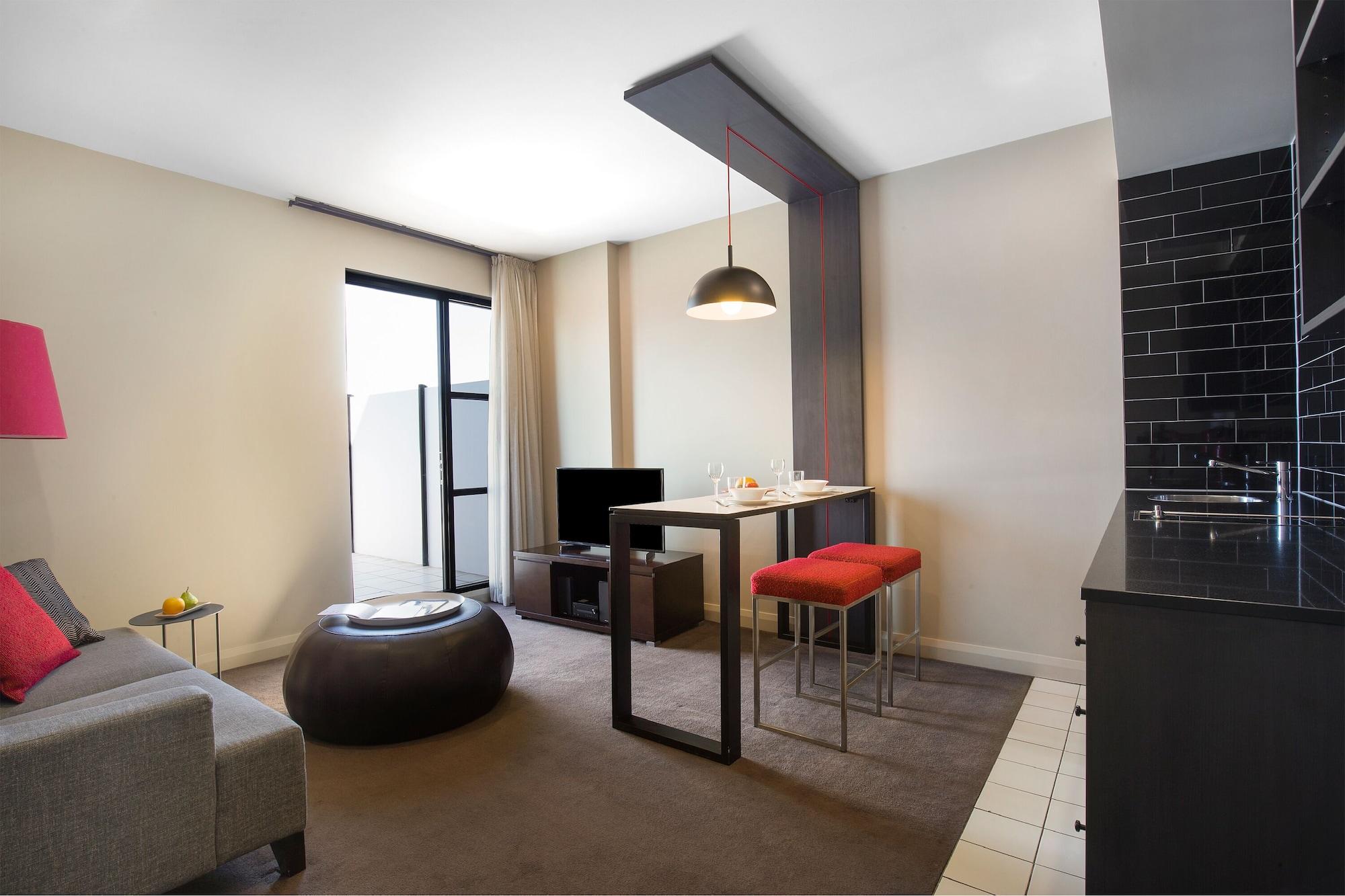 Hotel Mantra Hindmarsh Square Adelaide Exterior foto